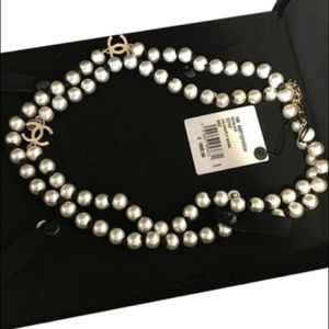Official Chanel women’s Pearls